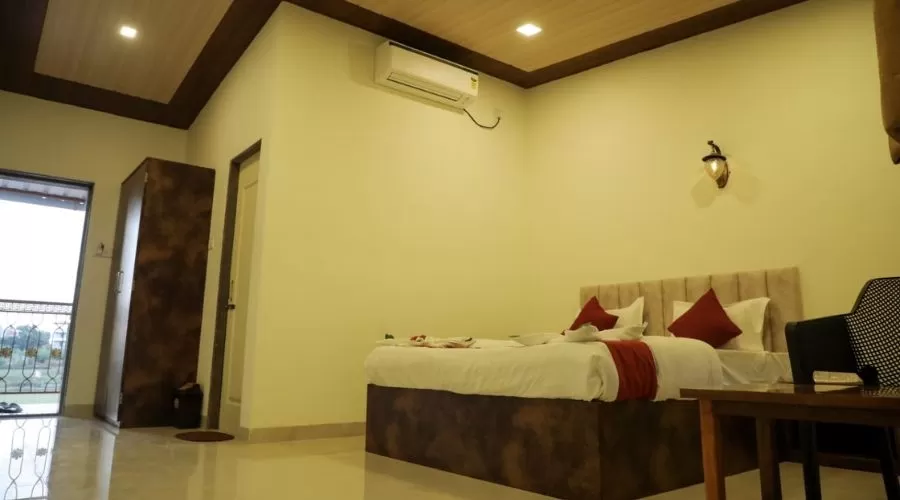 AC Room In Nagain