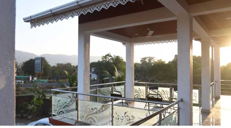 The Golden Leaf Farm alibaug